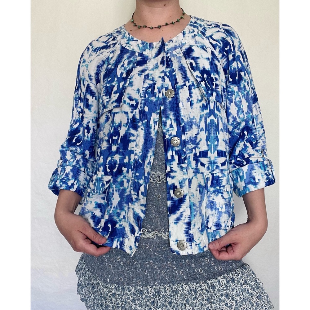 Ruby Rd. | Blue & White Snap-Up Linen Blend Blouse